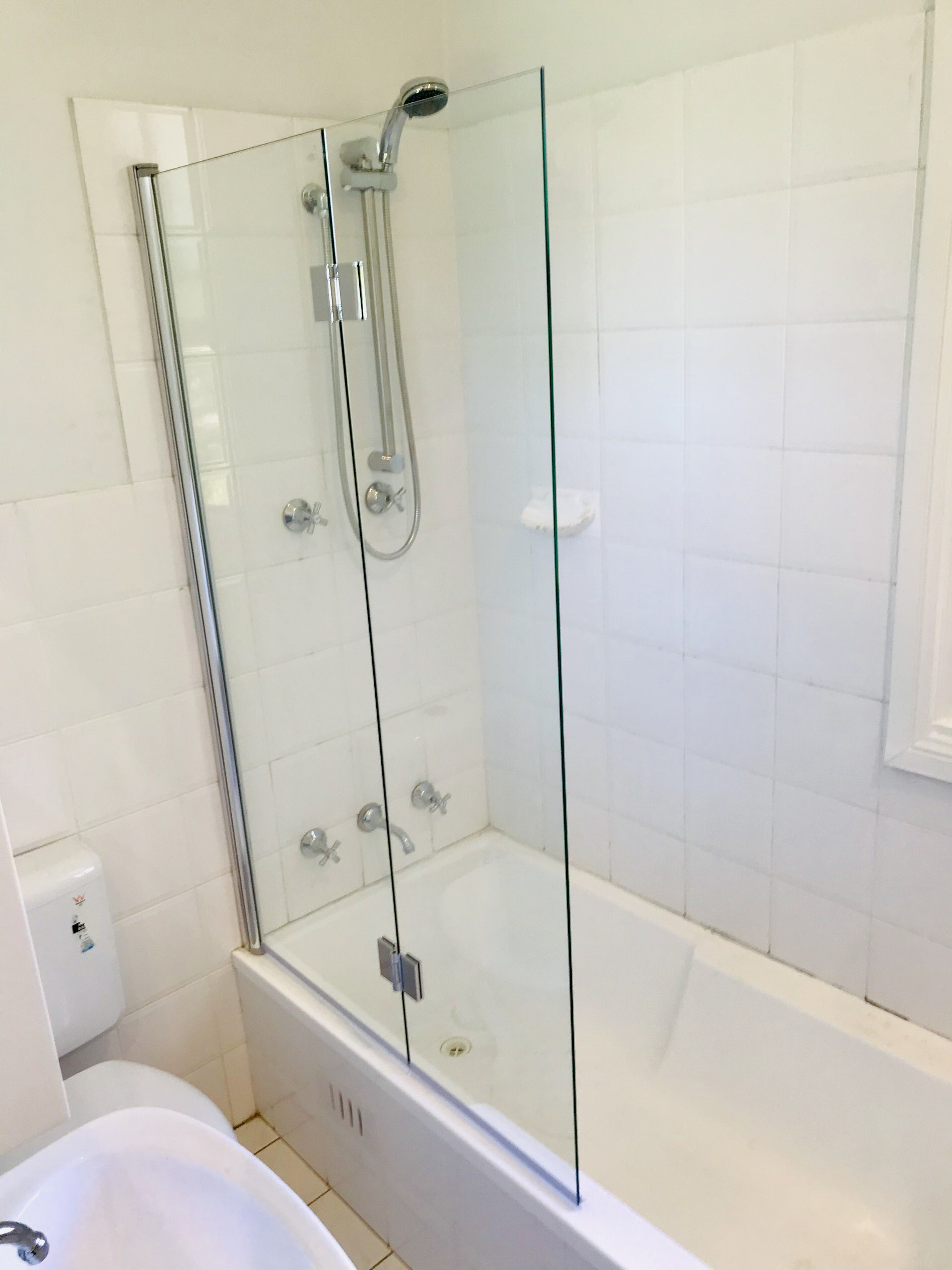 Bath Screens – Key Showers