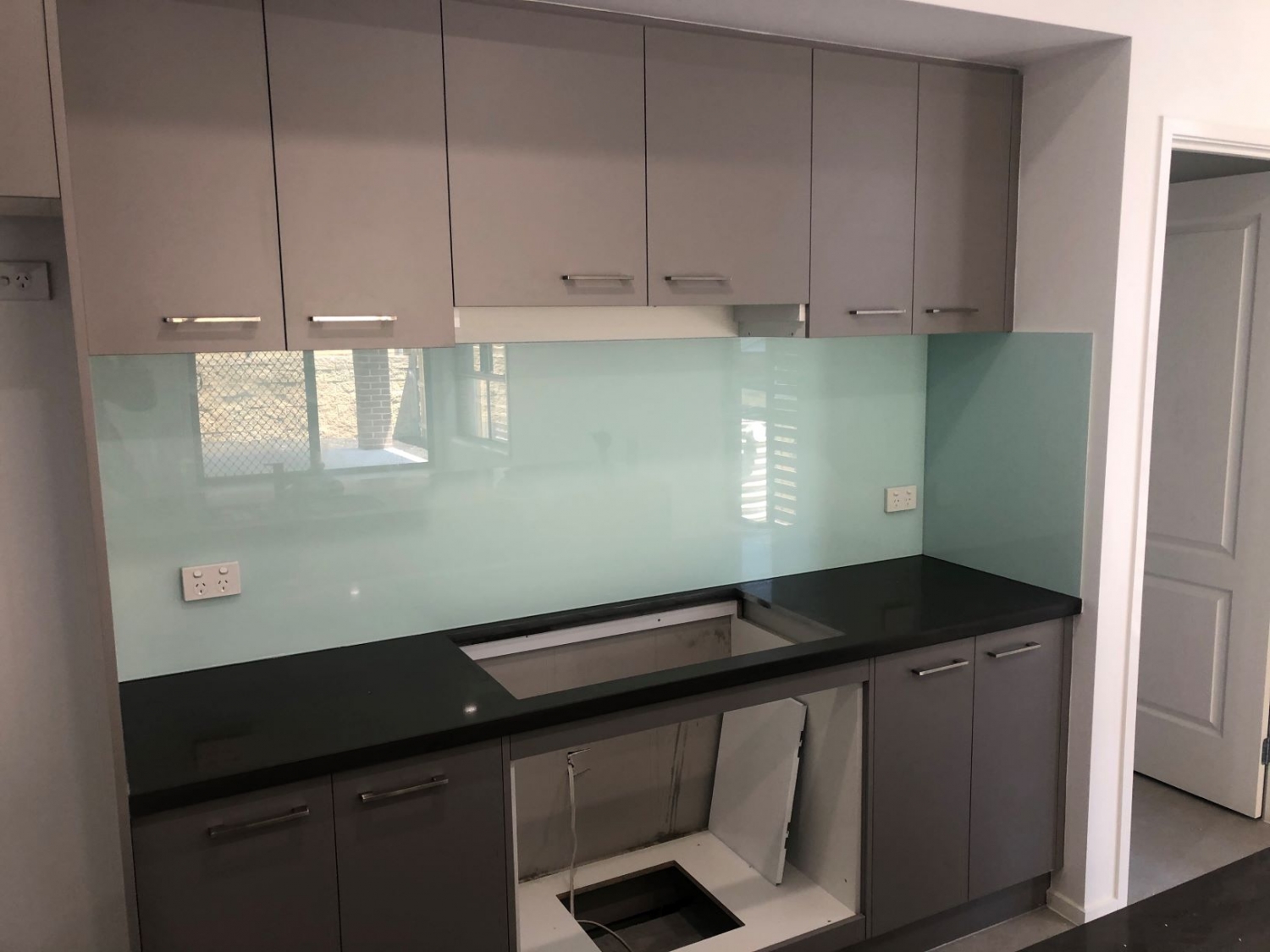 Glass Splashbacks – Key Showers